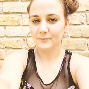 Meet your Posher, Brittany